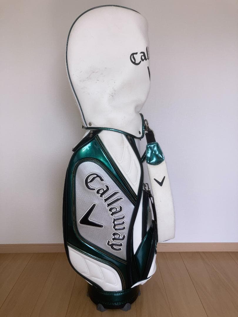 Callaway　キャロウェイ　キャディバッグ　カラー：ホワイト／ダークグリーン